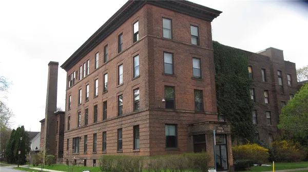 $1,650 | 775 Park Avenue, Rochester, NY 14607