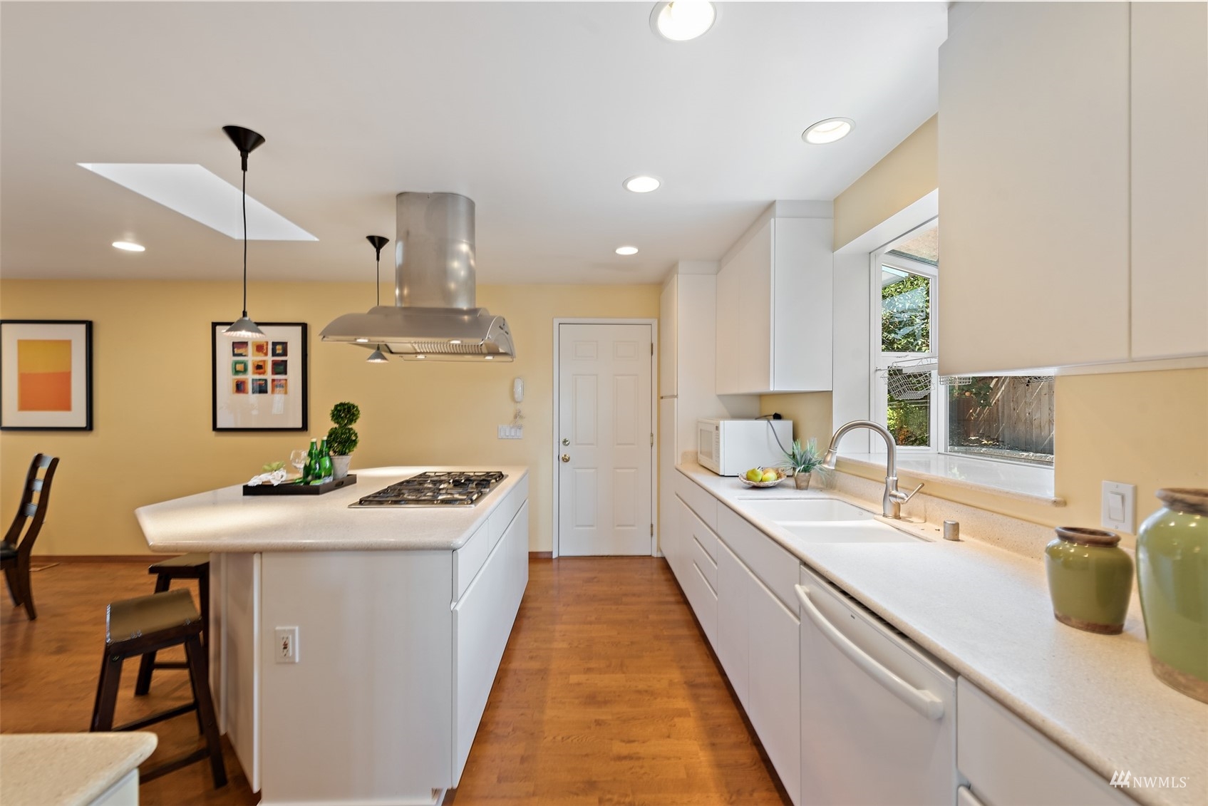 18731 Ross Road Bothell, WA 98011 - Photo 13 of 39 Gallery Image 13