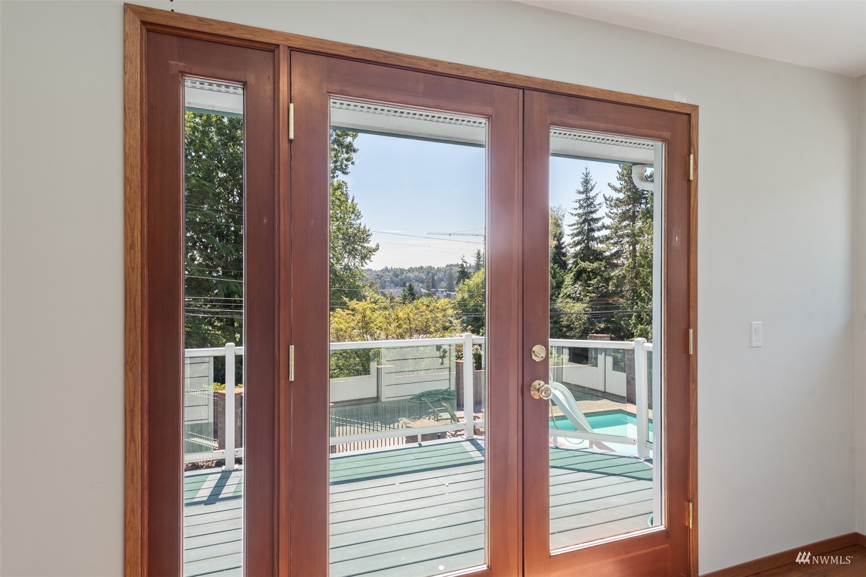 18731 Ross Road Bothell, WA 98011 - Photo 16 of 39 Gallery Image 16