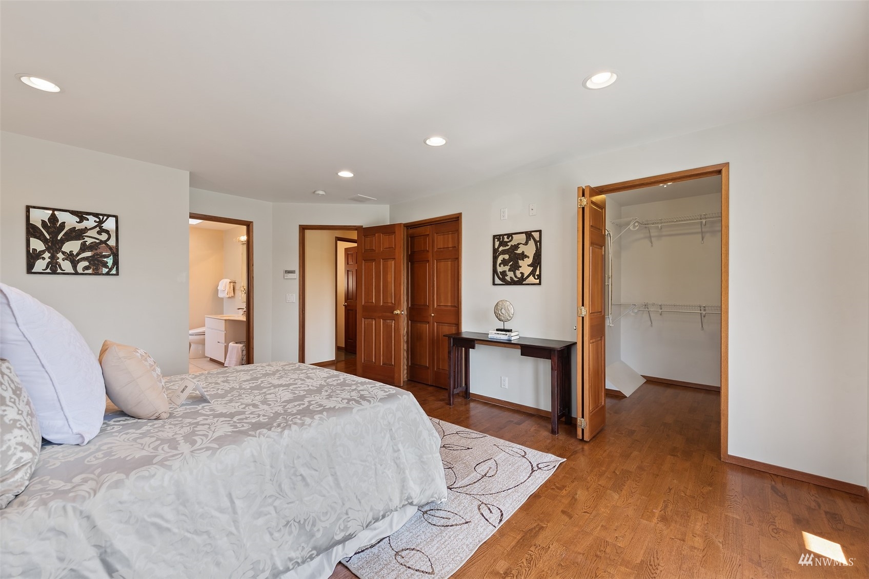 18731 Ross Road Bothell, WA 98011 - Photo 17 of 39 Gallery Image 17