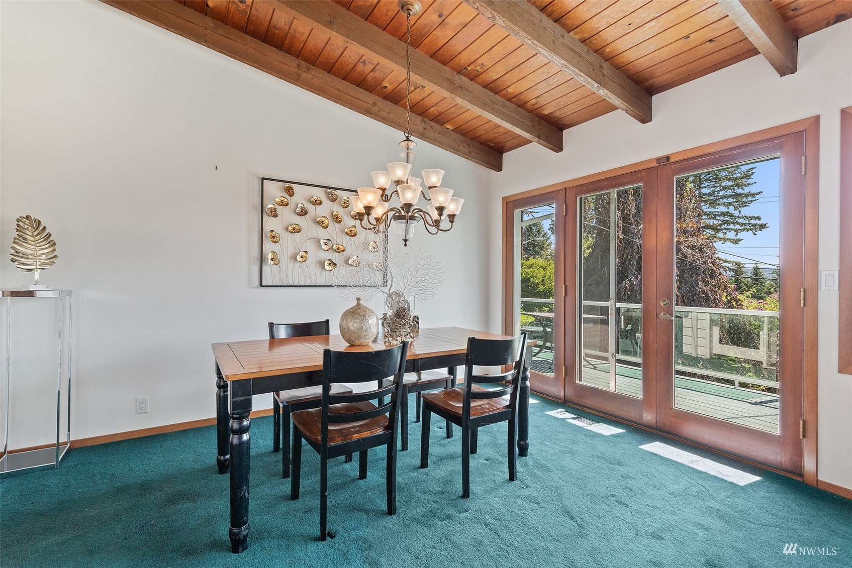 18731 Ross Road Bothell, WA 98011 - Photo 9 of 39 Gallery Image 9