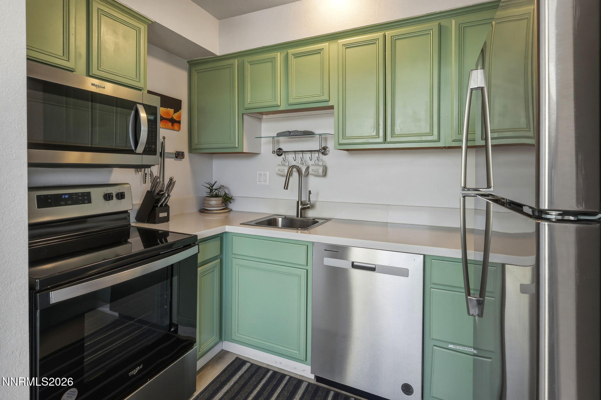 280 Island Avenue, Unit 201 Reno, NV 89501 - Photo 13 of 30 13-web-or-mls-IMG_7343