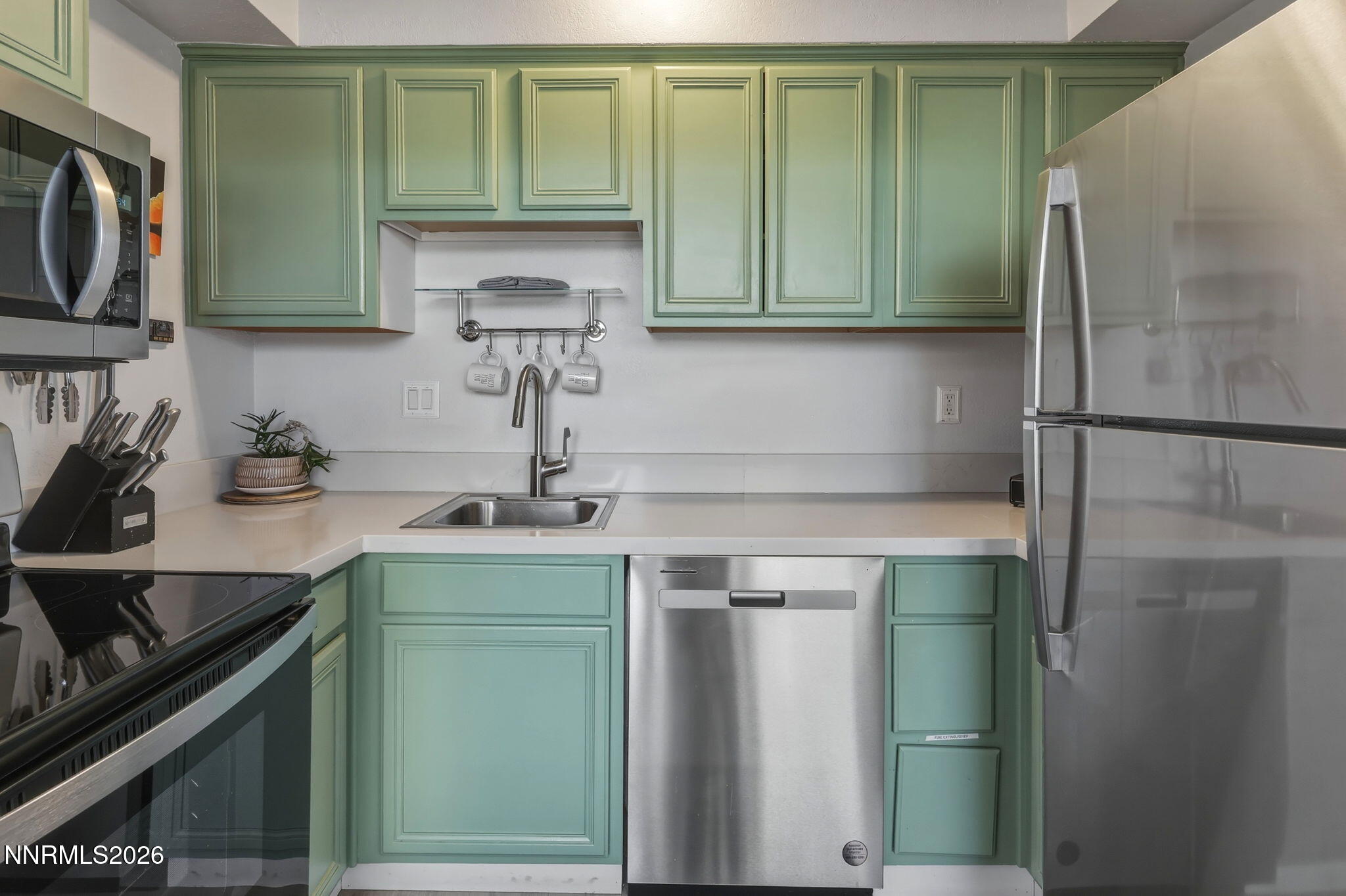 280 Island Avenue, Unit 201 Reno, NV 89501 - Photo 16 of 30 16-web-or-mls-IMG_7346