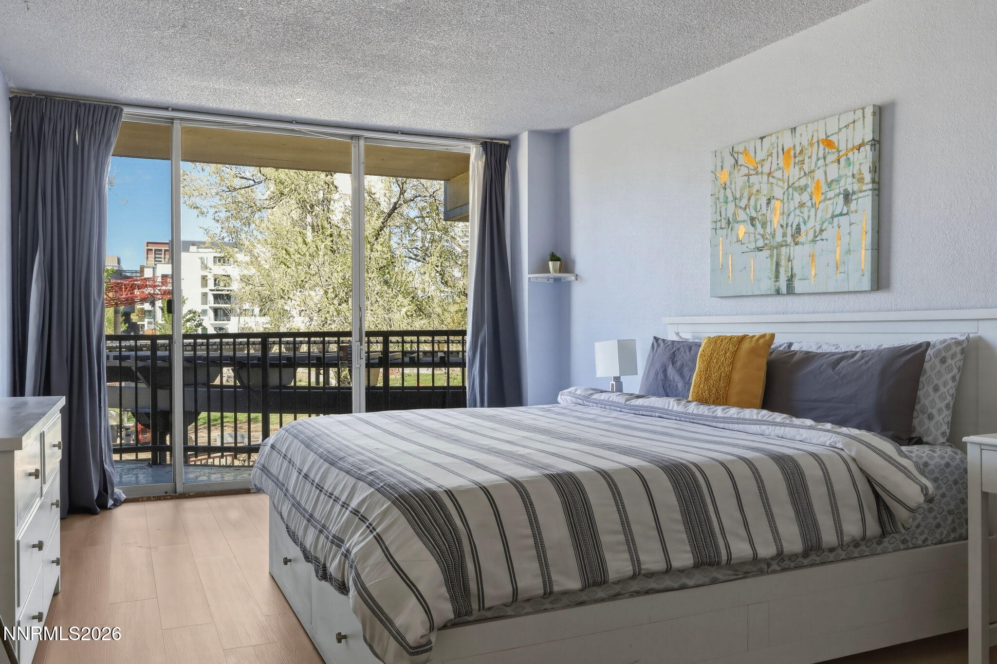 280 Island Avenue, Unit 201 Reno, NV 89501 - Photo 21 of 30 21-web-or-mls-IMG_7361