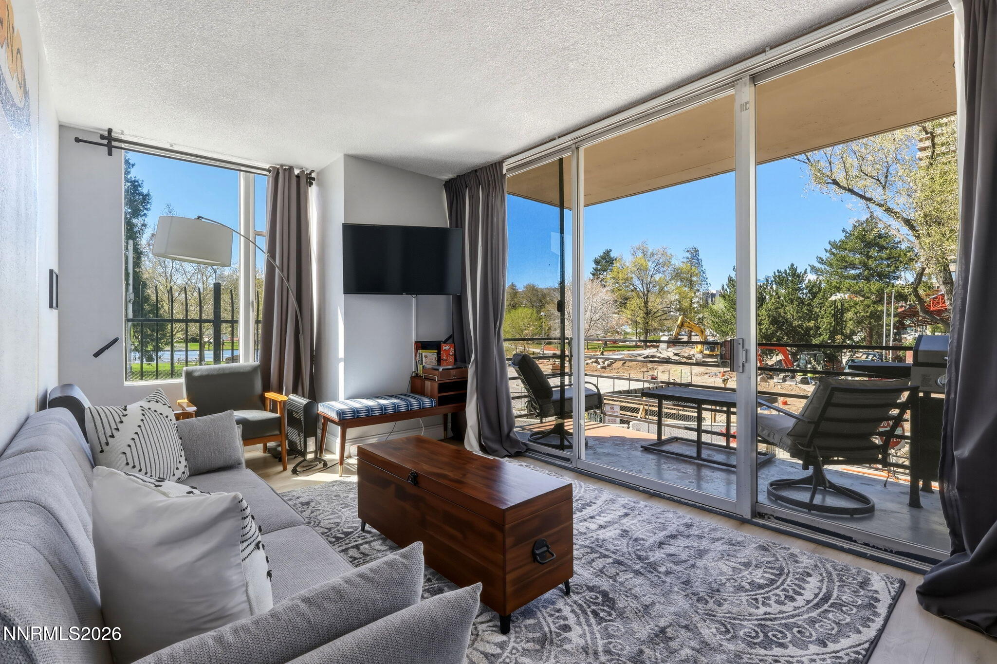 280 Island Avenue, Unit 201 Reno, NV 89501 - Photo 4 of 30 4-web-or-mls-IMG_7313