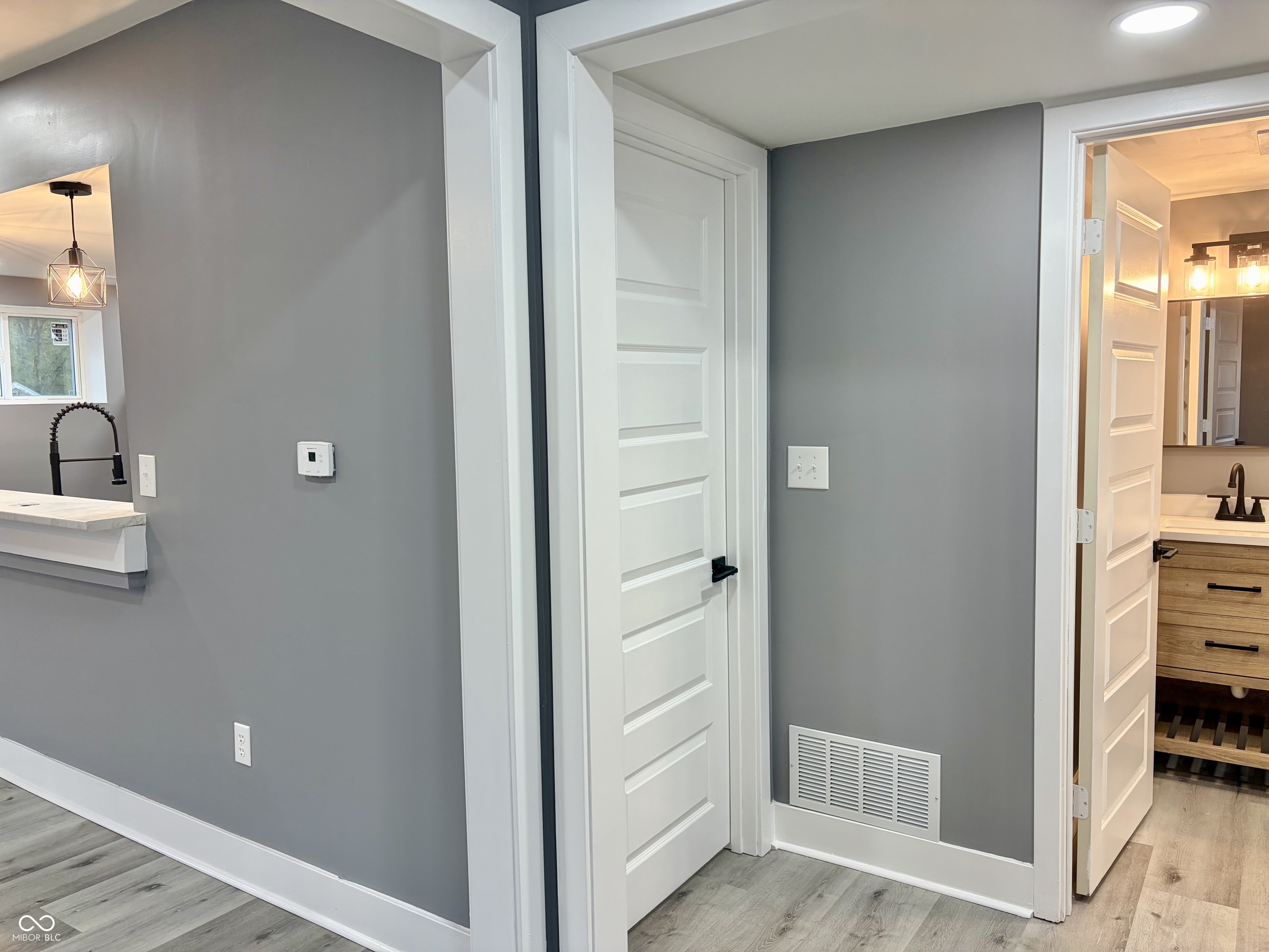 402 Walnut Street Hope, IN 47246 - Photo 11 of 24