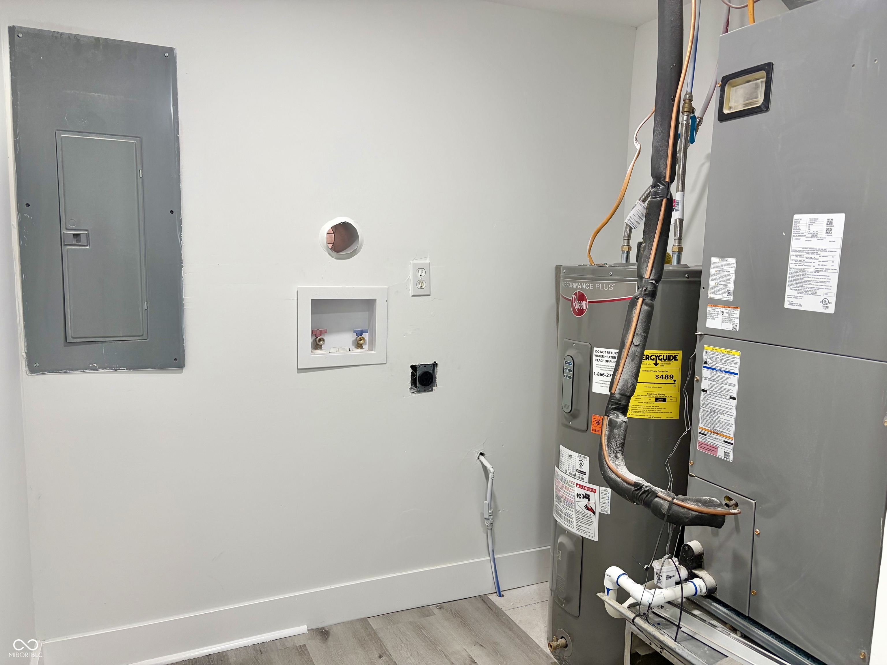 402 Walnut Street Hope, IN 47246 - Photo 12 of 24