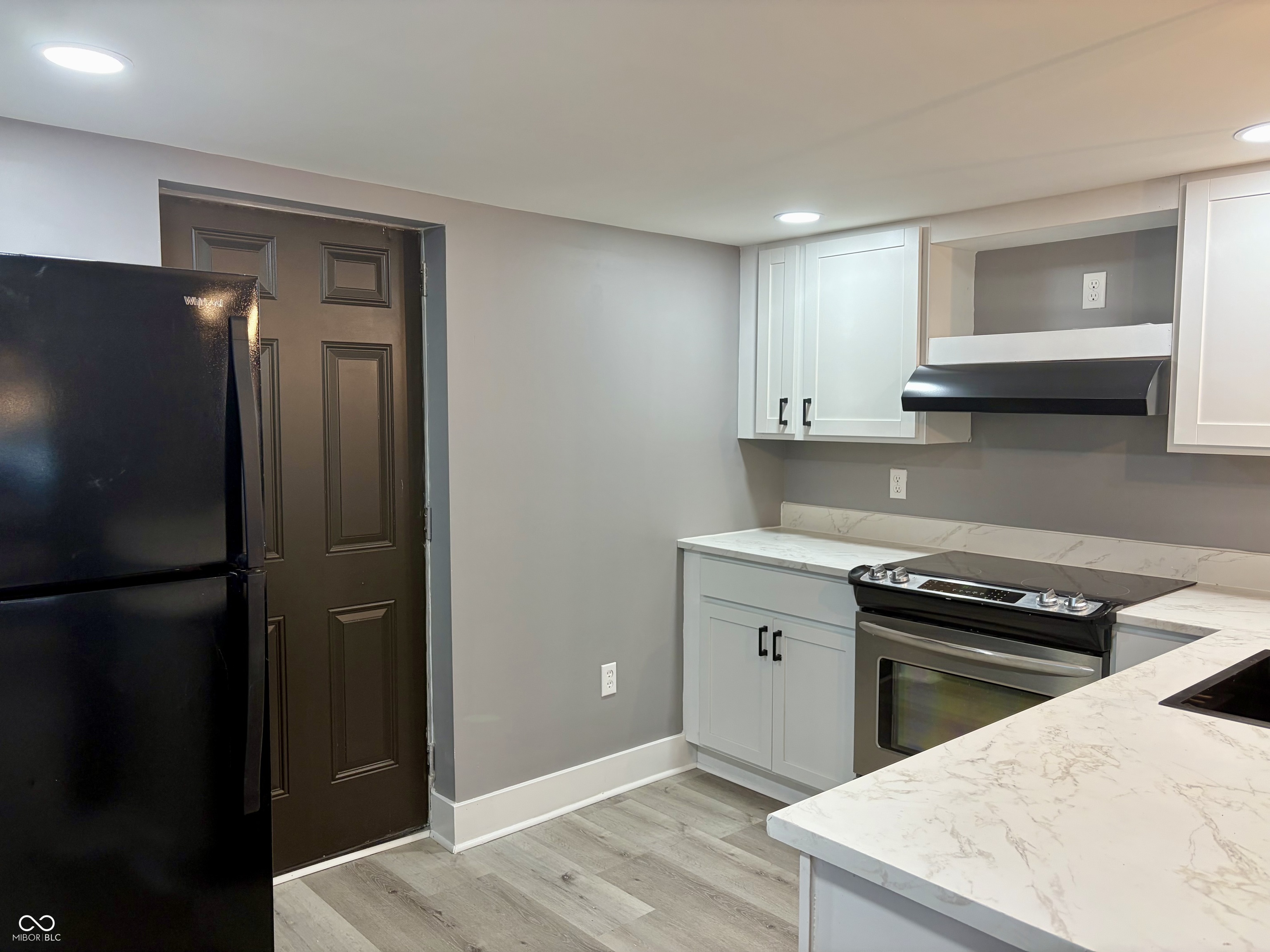 402 Walnut Street Hope, IN 47246 - Photo 5 of 24