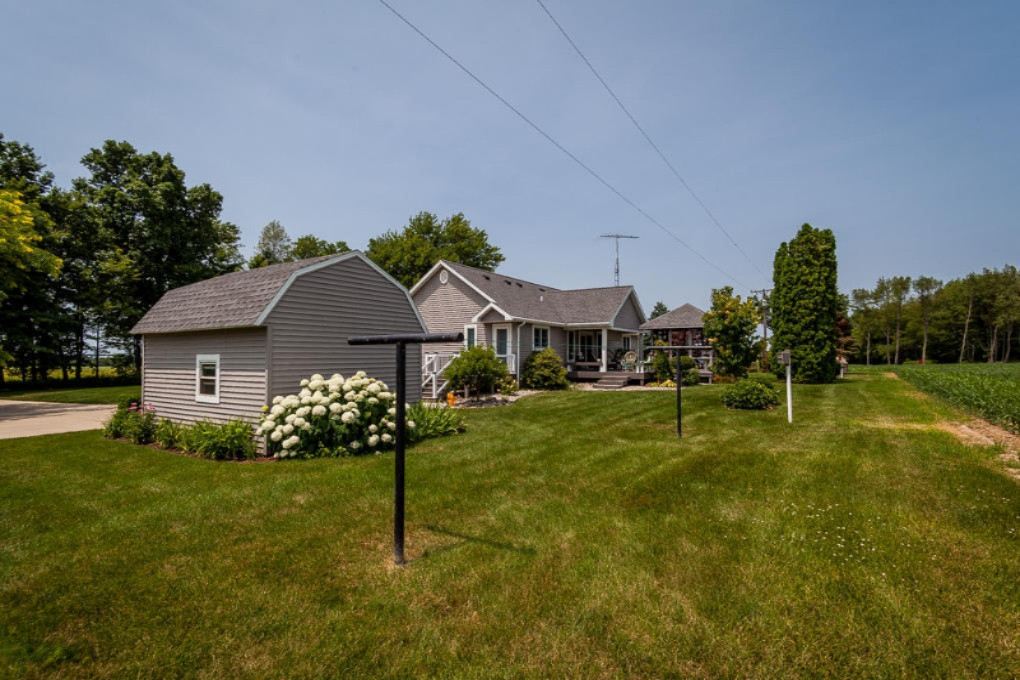 10875 Rainey Road Litchfield, MI 49252 - Photo 5 of 36 IMG_3907