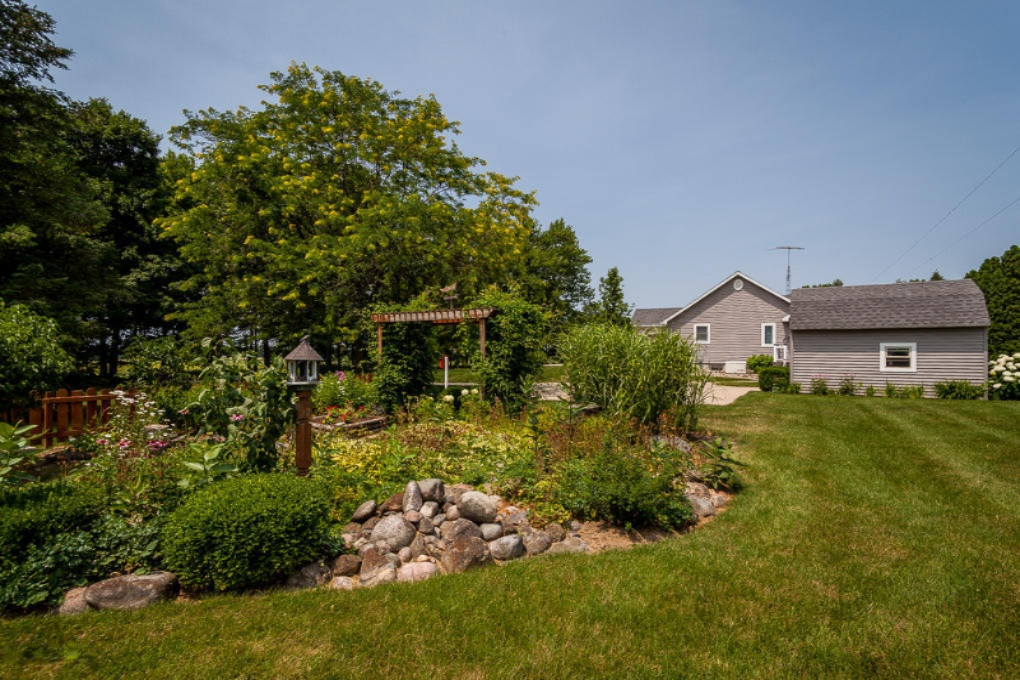 10875 Rainey Road Litchfield, MI 49252 - Photo 8 of 36 IMG_3918