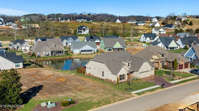 $1,119,000 | 2743 Old Club Drive, Loudon, TN 37774