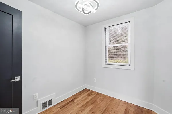 $3,000 | 1204 Trenton Place Southeast, Washington, DC 20032