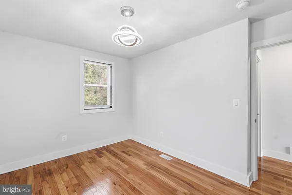 $3,000 | 1204 Trenton Place Southeast, Washington, DC 20032
