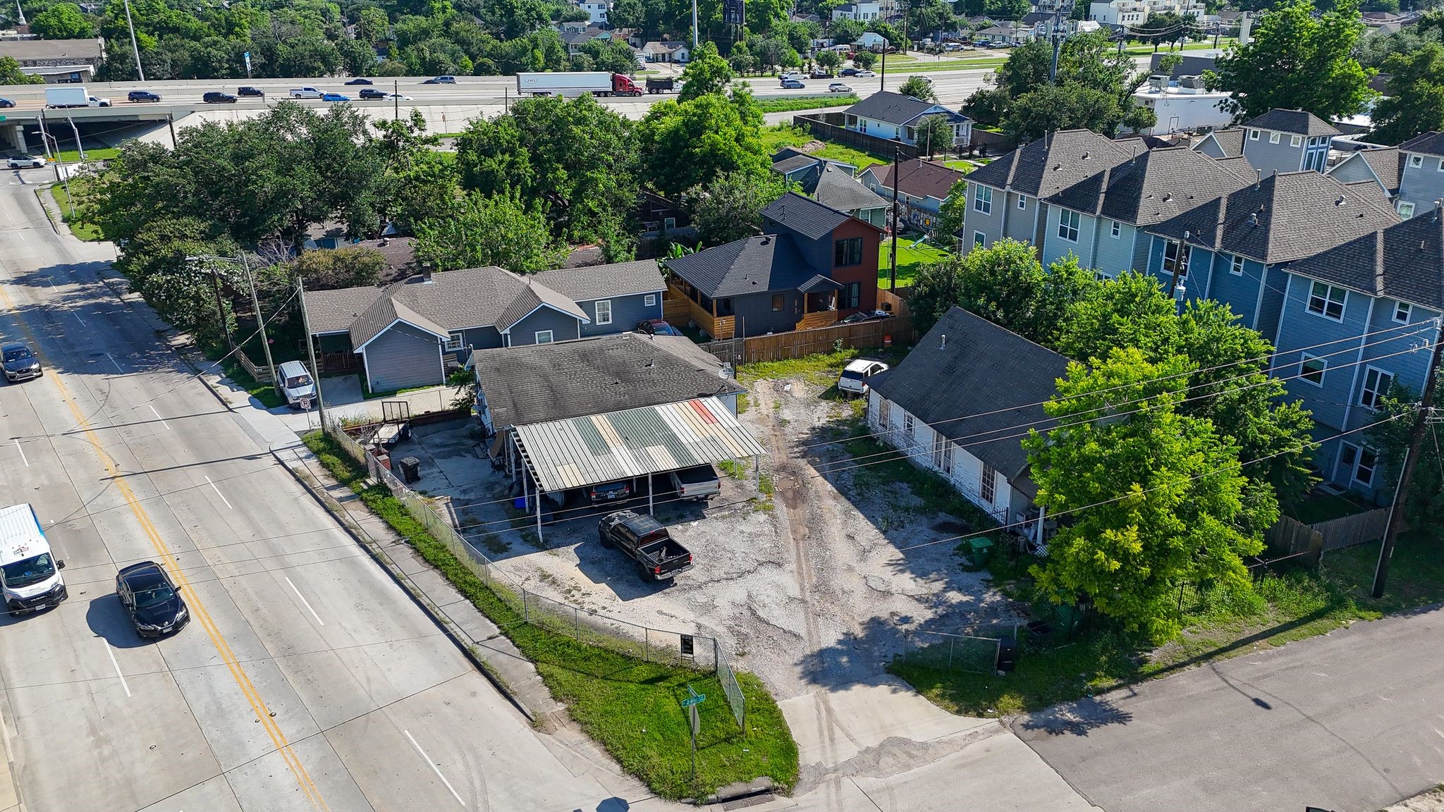 707 East 28th Street Houston, TX 77009 - Photo 2 of 28
