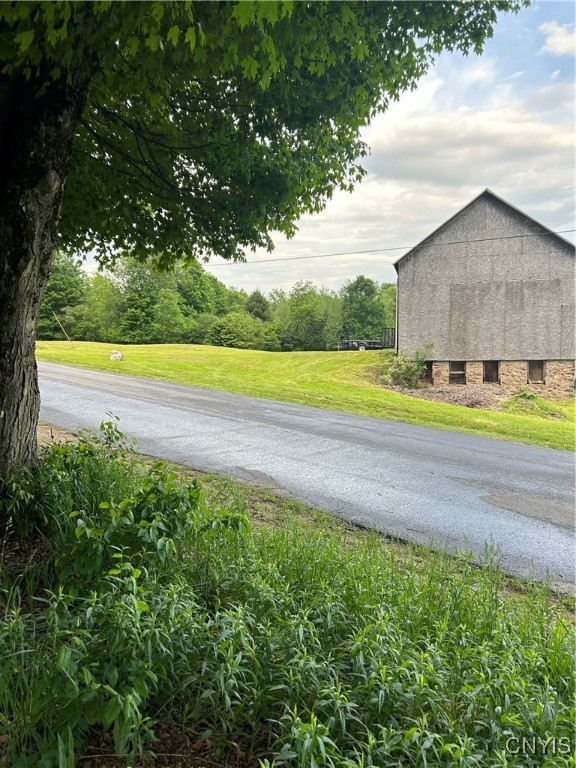 8611 Elpis Road Vienna, NY 13042 - Photo 26 of 39 Barn across the street