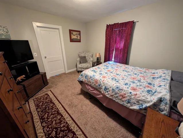 $199,900 | 301 Hawk Lane, Oaktown, IN 47561