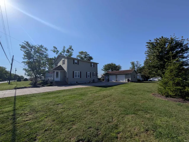 $199,900 | 301 Hawk Lane, Oaktown, IN 47561