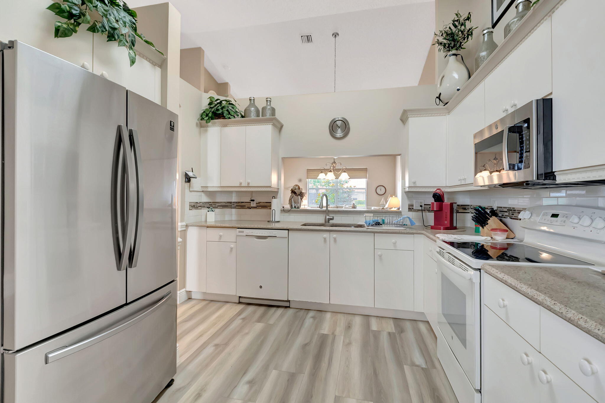 6240 Heliconia Road Delray Beach, FL 33484 - Photo 14 of 59 15-web-or-mls-DSC_8300