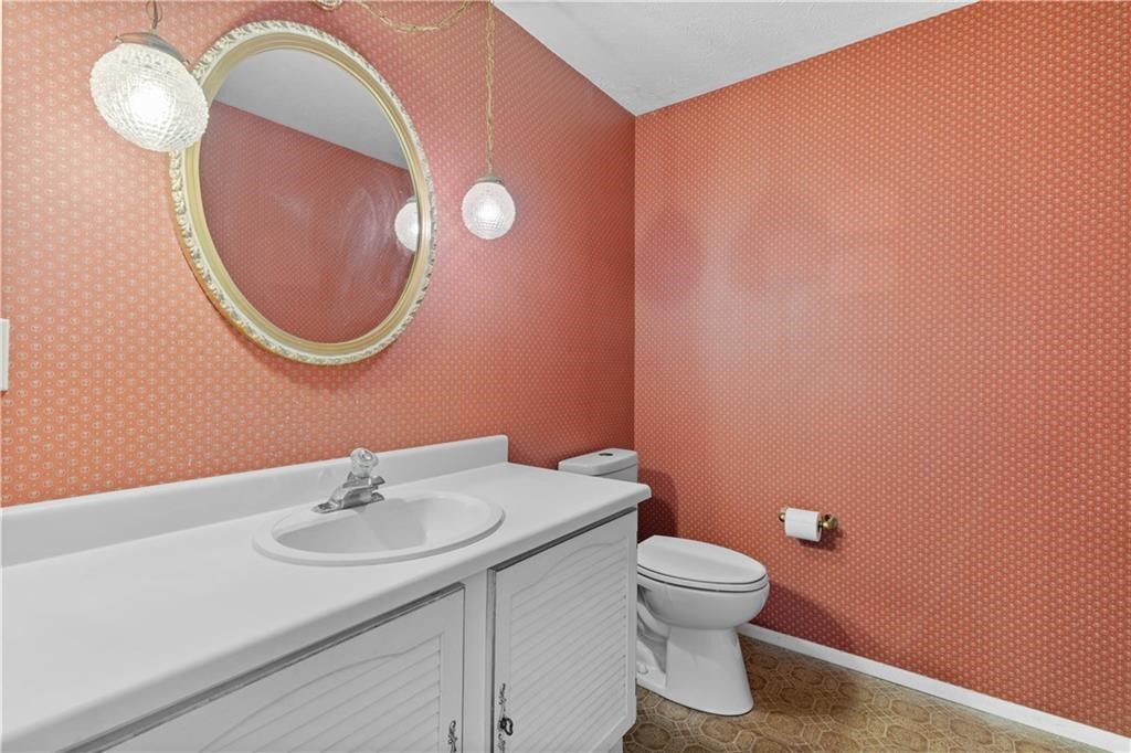 2 Hunters Pointe Pittsford, NY 14534 - Photo 14 of 33