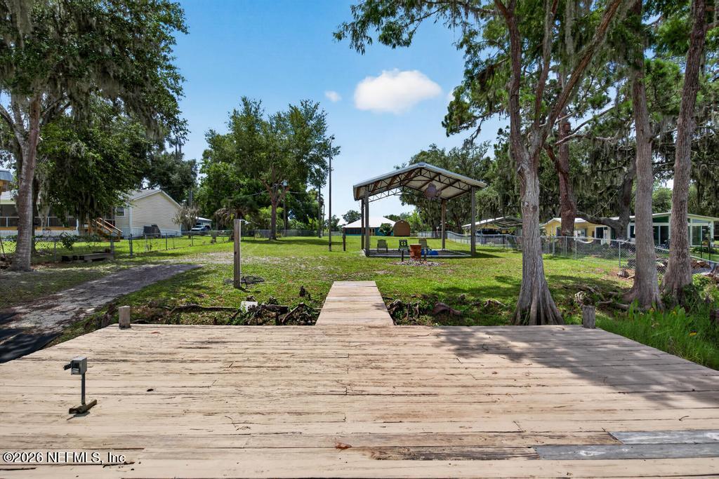 254 Old Woods Road Interlachen, FL 32148 - Photo 20 of 137 254 Old Woods Rd-92