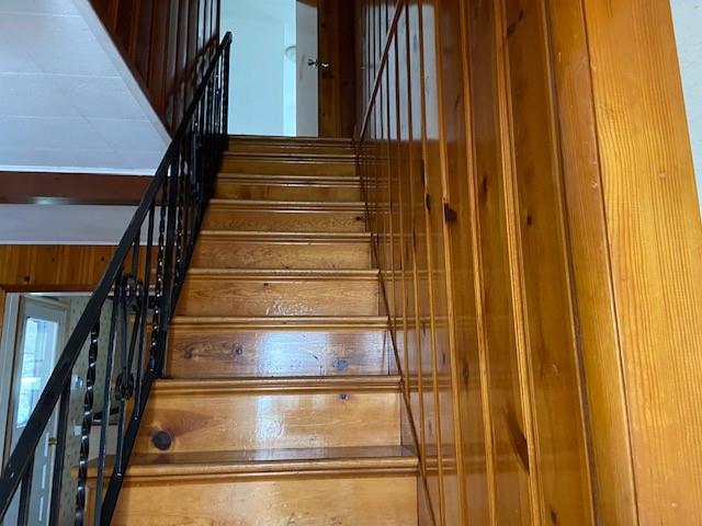429 East Washington Street Rochester, PA 15074 - Photo 5 of 15 a view of entryway