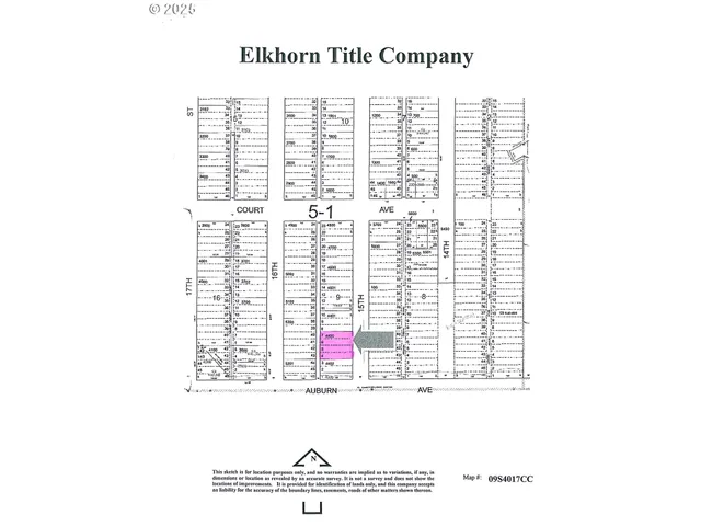 a black and white photo of a room