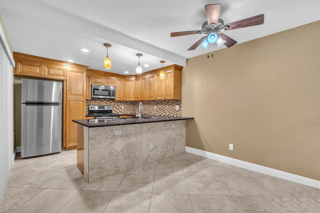 8377 Boca Rio Drive, Unit 8377 Boca Raton, FL 33433 - Photo 3 of 33