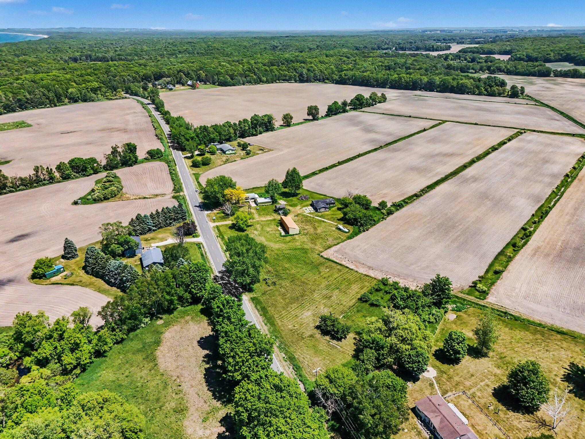 3516 North Ridge Road Mears, MI 49436 - Photo 14 of 35 022_file_5001