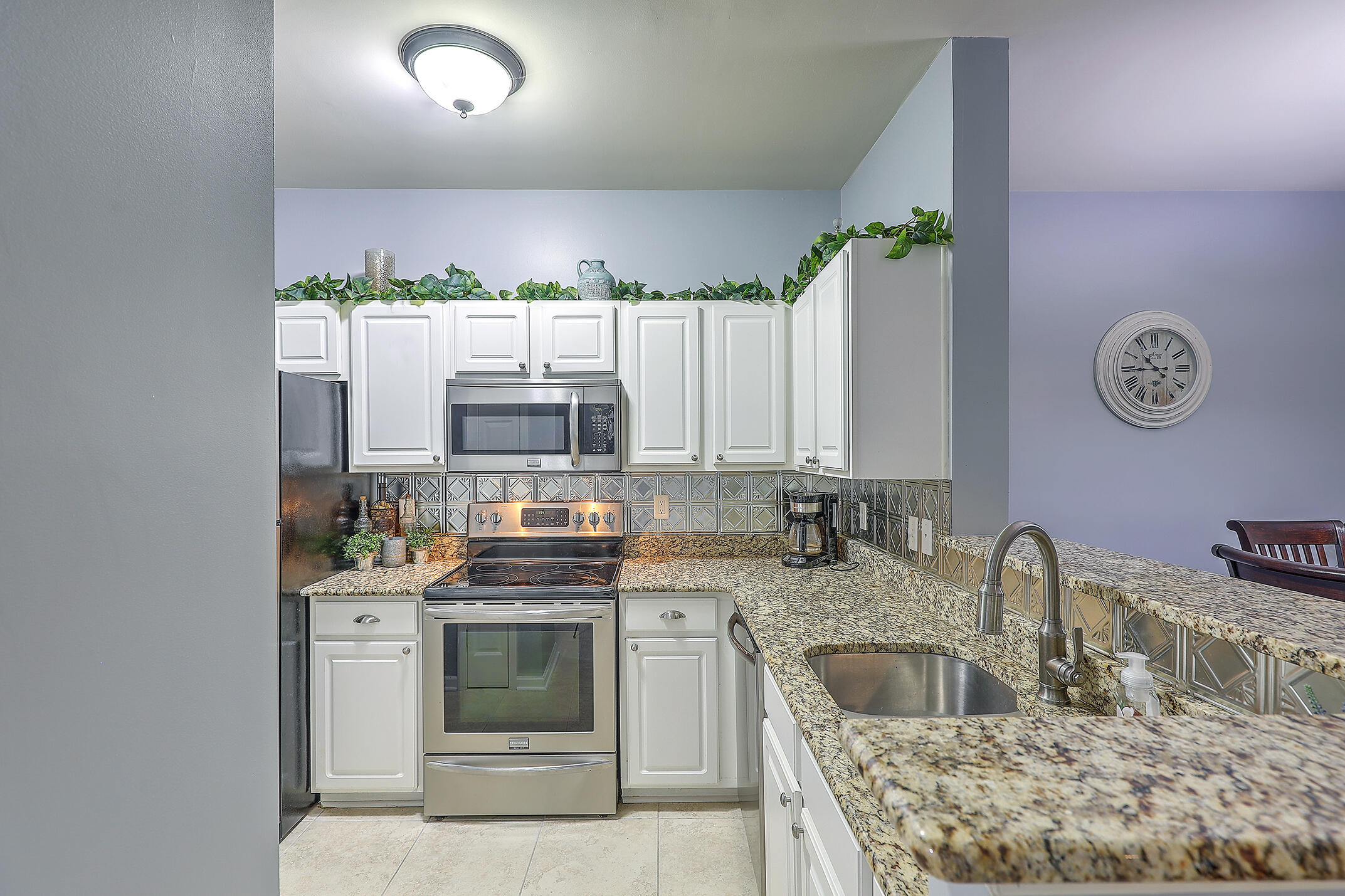 1600 Long Grove Drive, Unit 1417 Mount Pleasant, SC 29464 - Photo 19 of 31 1R3A1839_40_41_42_43_44_45