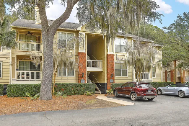 $3,500 | 1600 Long Grove Drive, Unit 1417, Mount Pleasant, SC 29464