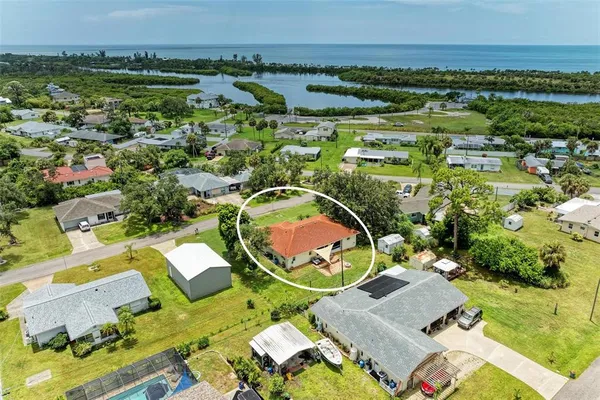 $2,250 | 1640 Saturn Road, Venice, FL 34293