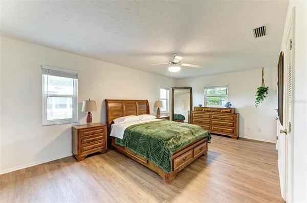 $2,250 | 1640 Saturn Road, Venice, FL 34293