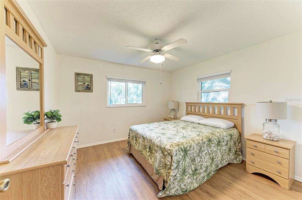 1640 Saturn Road Venice, FL 34293 - Photo 22 of 79