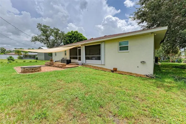 $2,250 | 1640 Saturn Road, Venice, FL 34293