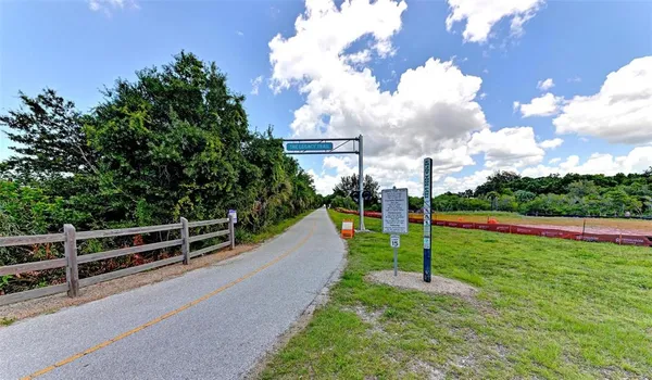 $2,250 | 1640 Saturn Road, Venice, FL 34293