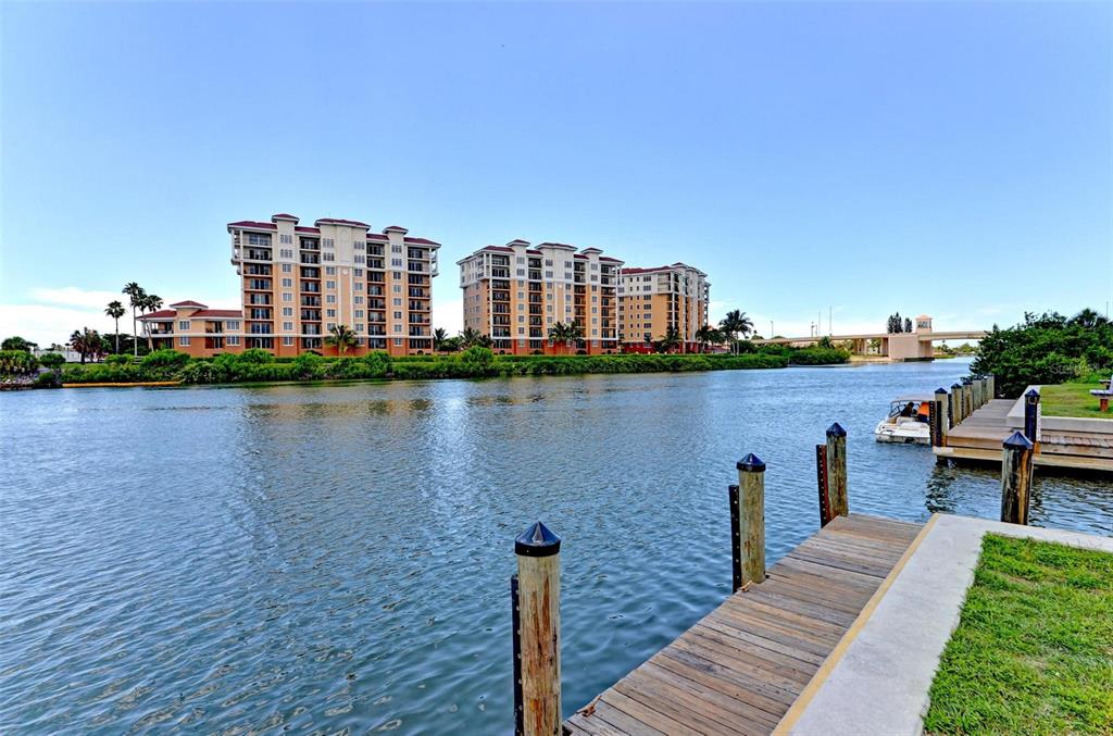 1640 Saturn Road Venice, FL 34293 - Photo 37 of 79