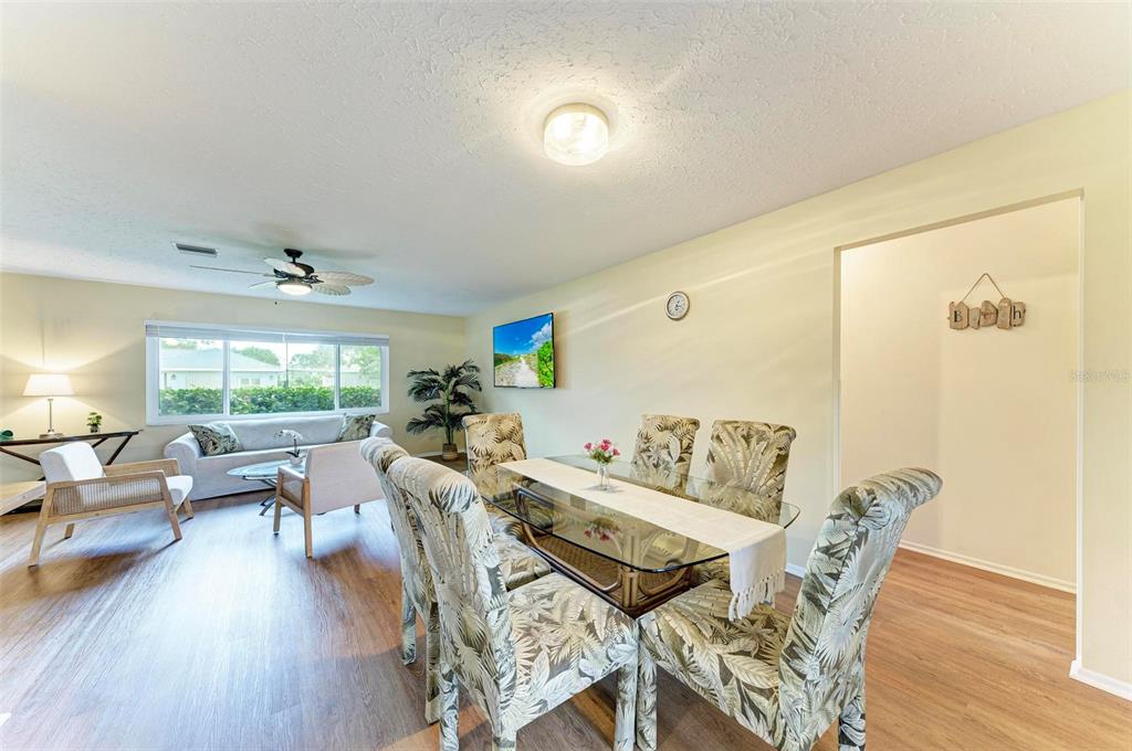 1640 Saturn Road Venice, FL 34293 - Photo 7 of 79