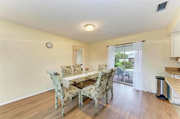 $2,250 | 1640 Saturn Road, Venice, FL 34293