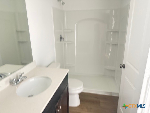 460 Marty Allen Loop Jarrell, TX 76537 - Photo 6 of 11 Bathroom 1