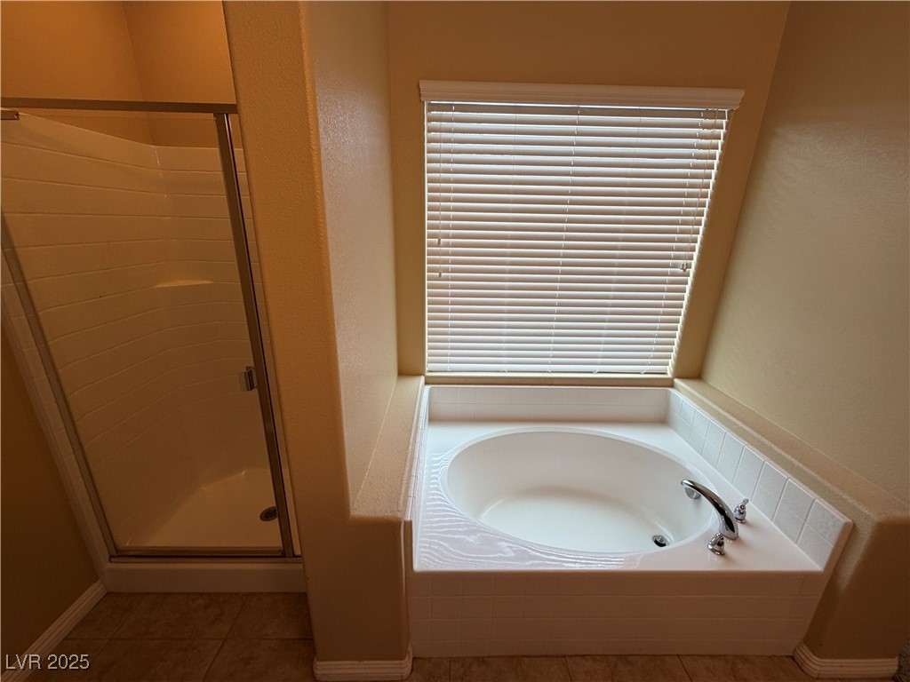 2899 Rough Green Street Las Vegas, NV 89117 - Photo 11 of 22