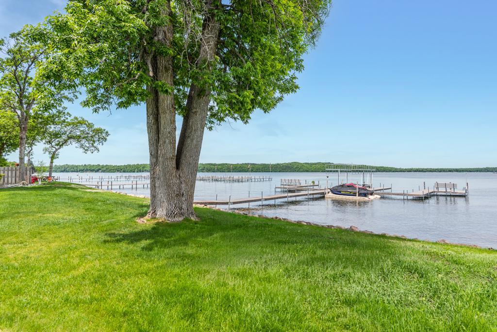10442 Gull Point Road East Gull Lake, MN 56401 - Photo 5 of 38