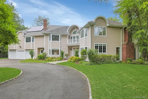 $3,650,000 | 9 Old Woods Drive, Harrison, NY 10528
