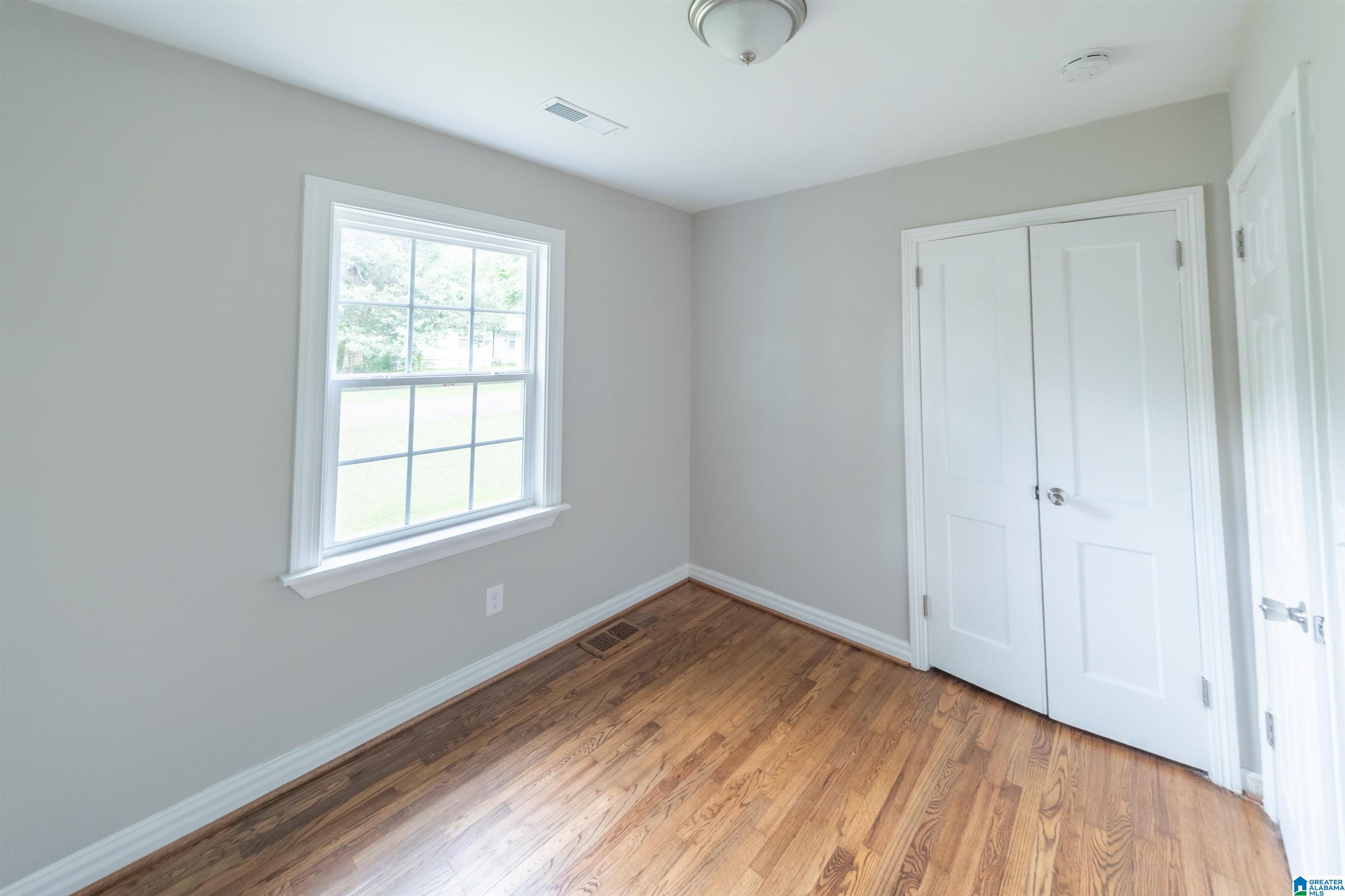 136 Crystal Avenue Bessemer, AL 35023 - Photo 17 of 37