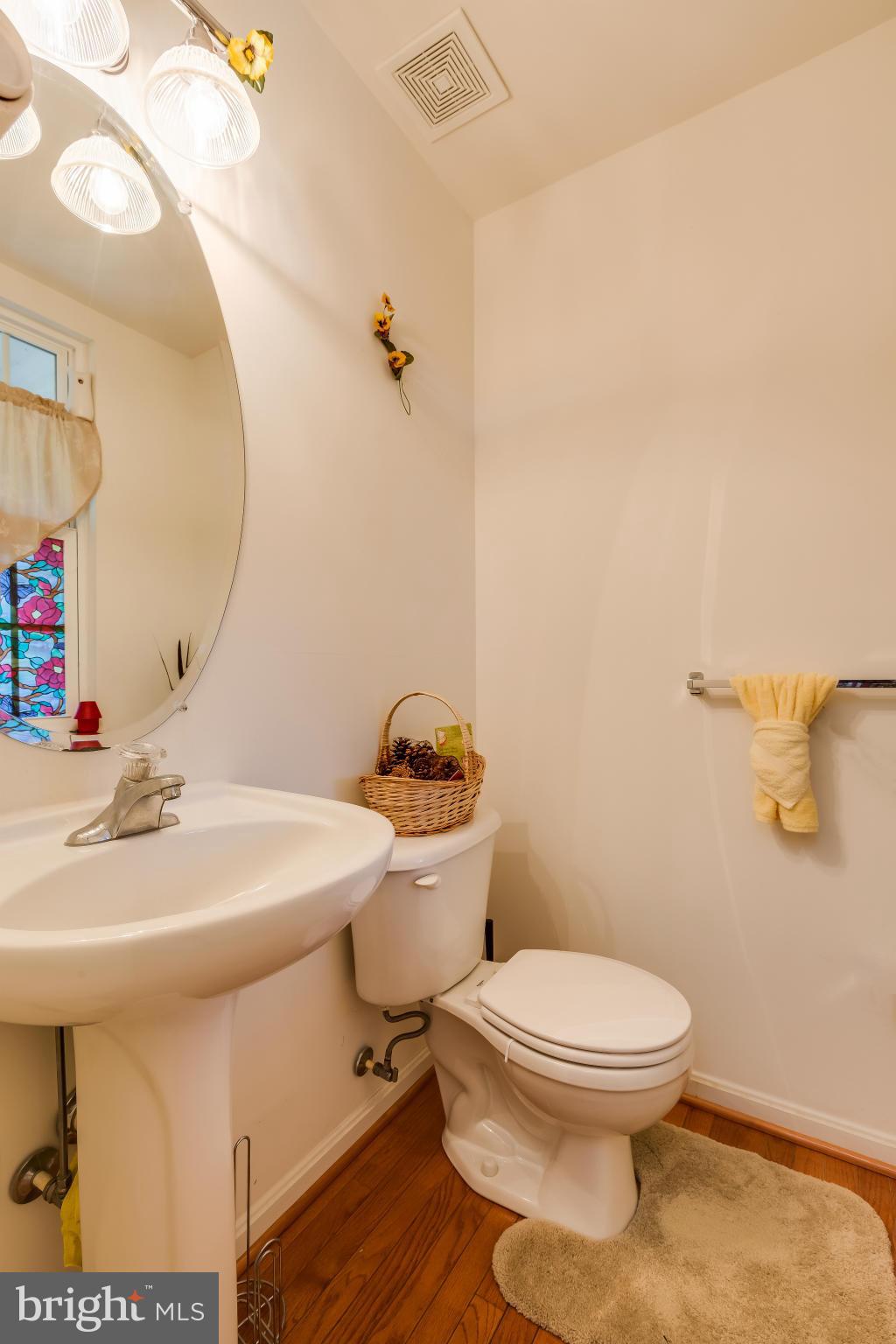 35415 Somerset Ridge Road Locust Grove, VA 22508 - Photo 9 of 25 Powder Room on Main Level