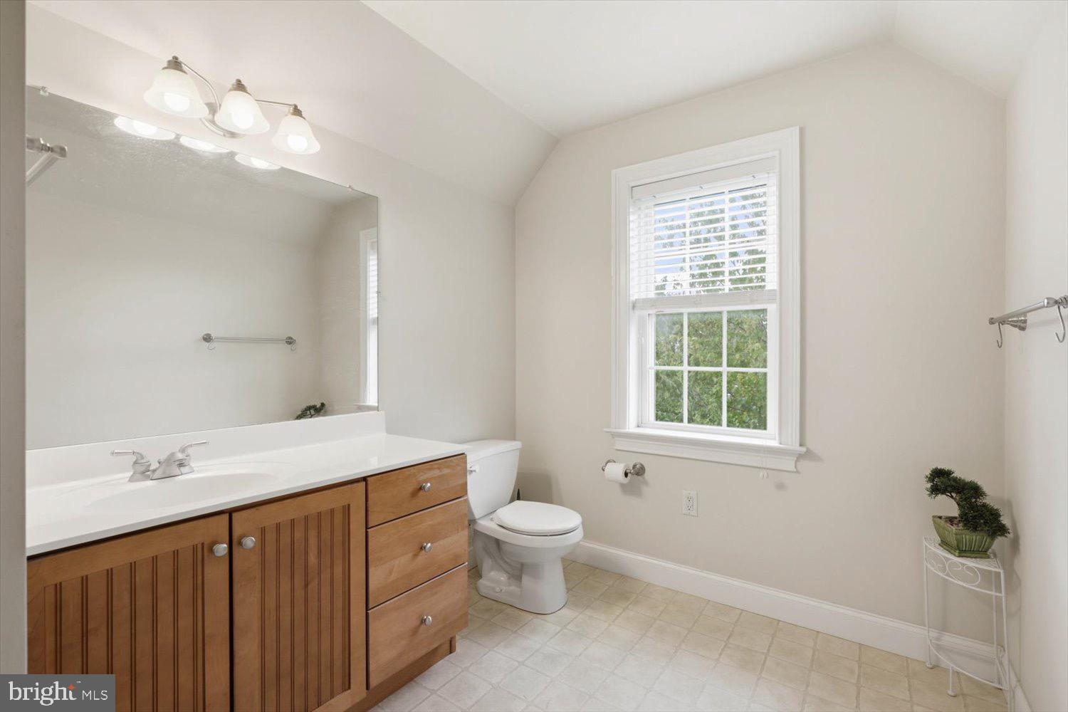 379 Ecker Drive Lititz, PA 17543 - Photo 35 of 46 Gallery Image 35