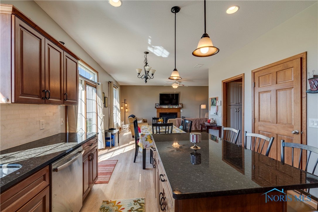 14075 Eckel Junction Road Perrysburg, OH 43551 - Photo 6 of 45 Gallery Image 6
