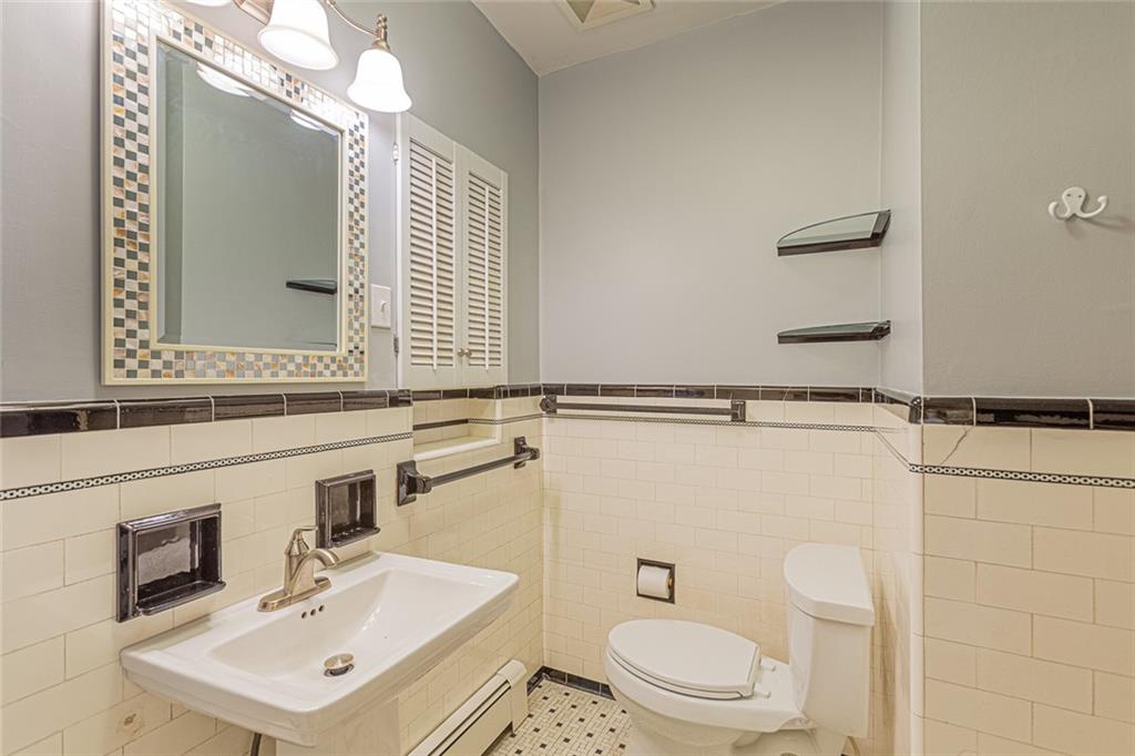 403 Woodside Road Pittsburgh, PA 15221 - Photo 15 of 25 Gallery Image 15