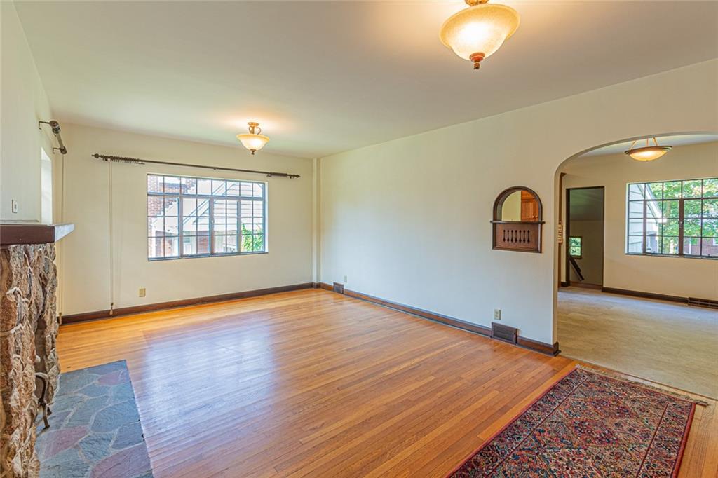 403 Woodside Road Pittsburgh, PA 15221 - Photo 4 of 25 Gallery Image 4