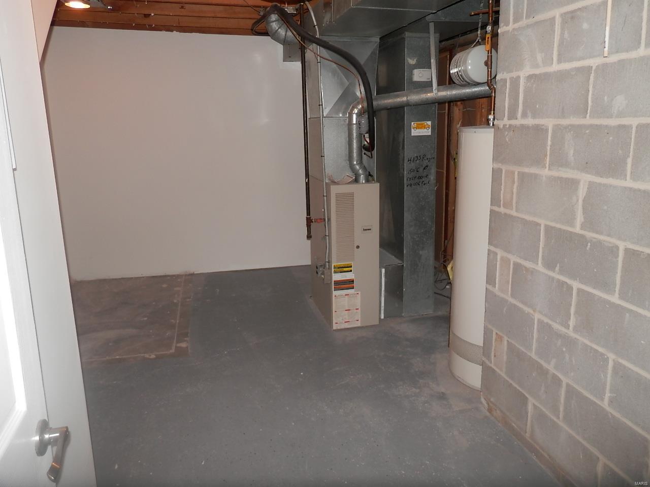 4133 Ringer Road St. Louis, MO 63129 - Photo 29 of 35 Gallery Image 29