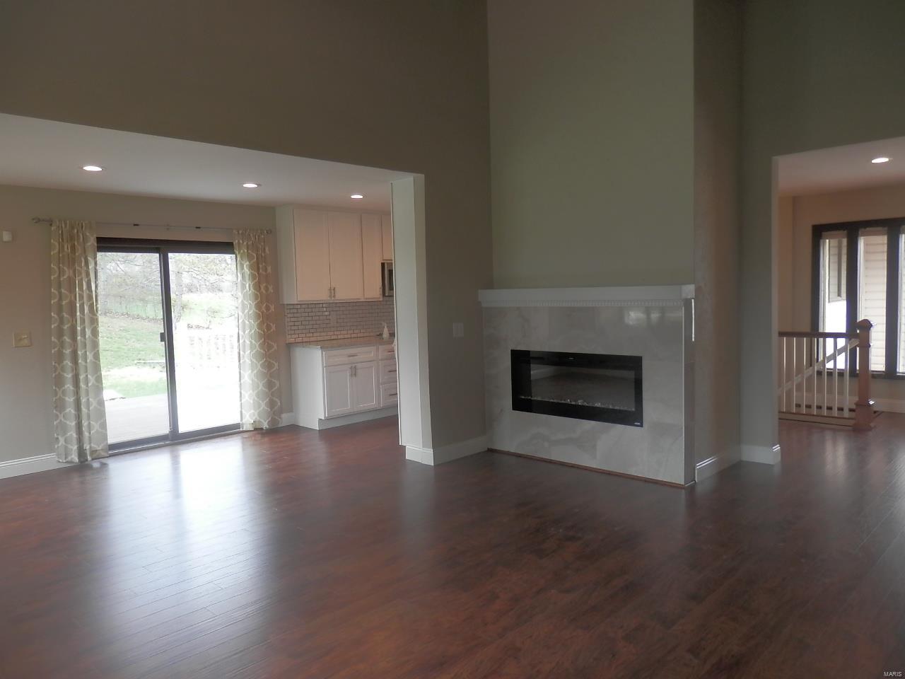4133 Ringer Road St. Louis, MO 63129 - Photo 6 of 35 Gallery Image 6